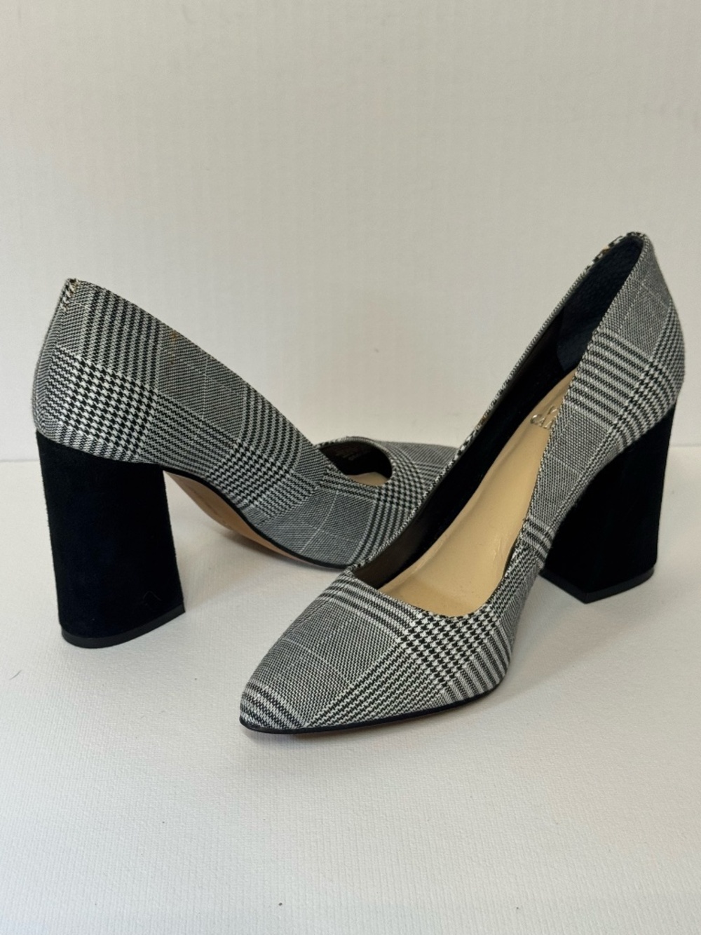 Vince Camuto Plaid Block Heel Pumps Size 6.5 Black White Glen Plaid Pointed Toe